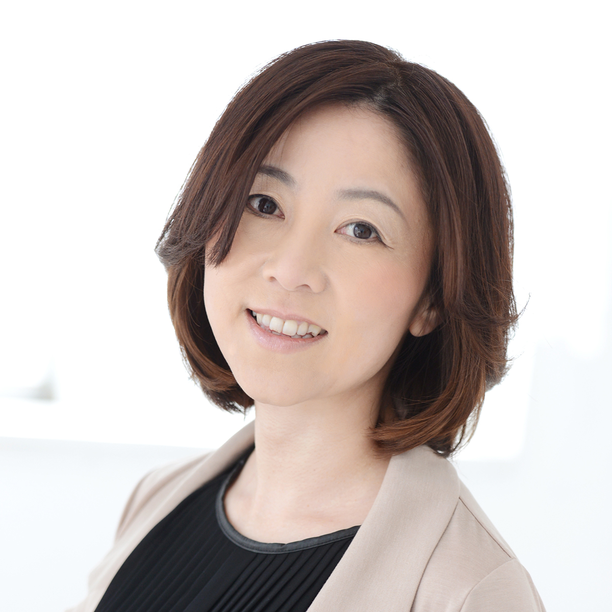 安藤理香 講師紹介 ワイン初心者からソムリエ資格取得まで ワインスクール アカデミー デュ ヴァン