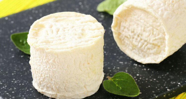 シェーヴルチーズを楽しもう！！たっぷり食べよう　山羊乳チーズ